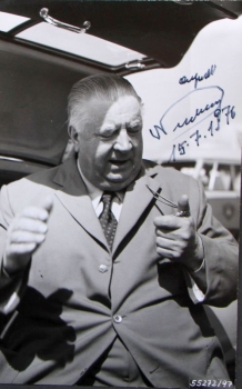 Alfred Neubauer Mercedes-Benz Racing Director original Autograph 1976 (4020)